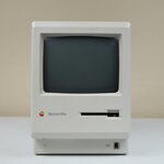 Macintosh Plus front