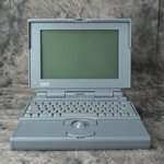 PowerBook 170 front