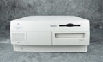 Power Macintosh 7200 front
