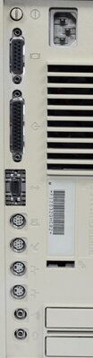 Macintosh Quadra 700 ports
